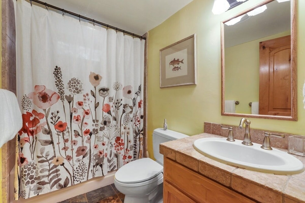 Wsh1030 - Camp Westwater 4 Bedroom Home