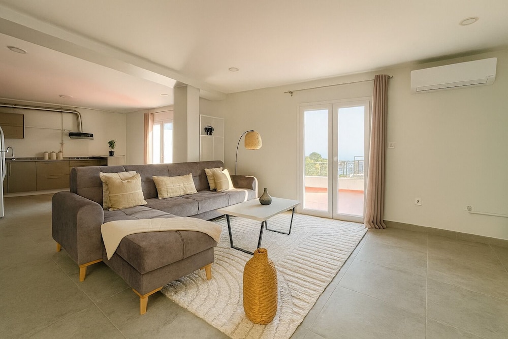 Spacieux Appartement a Dely Brahim