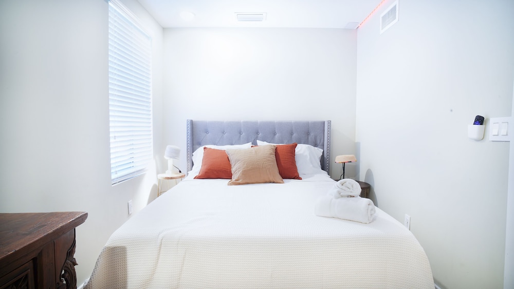 Luxury Comfort Apartment with Parking
