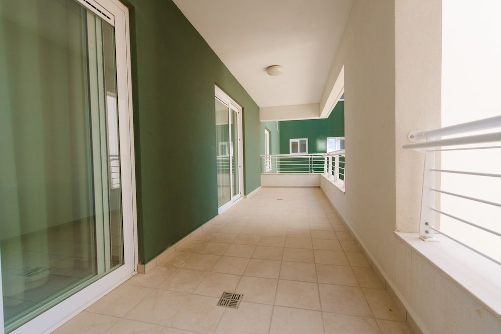 Seafront Apart IN Fort Cambridge view 3