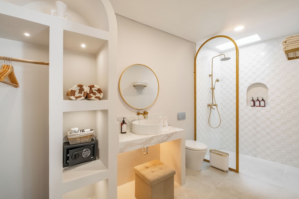 Private Pool Villa Ahana by OriVista