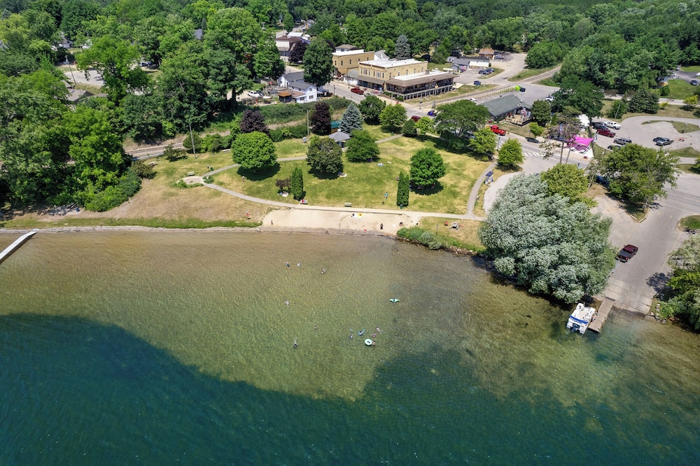 Fife Lake Lodge