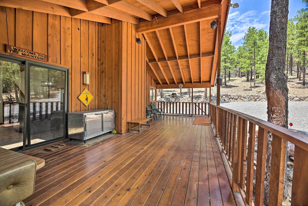 Hike, Bike & Ski, 12 Mi to Slopes: Serene Cabin view 5