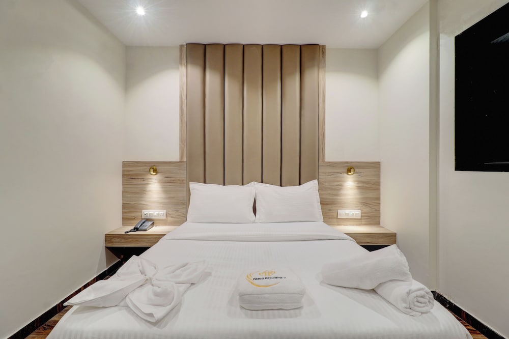 HOTEL AMAR RESIDENCY
