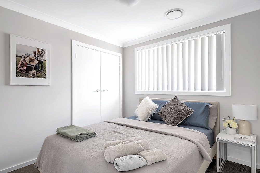 Kozyguru | Marsden Park | Charming 5Bed + Backyard