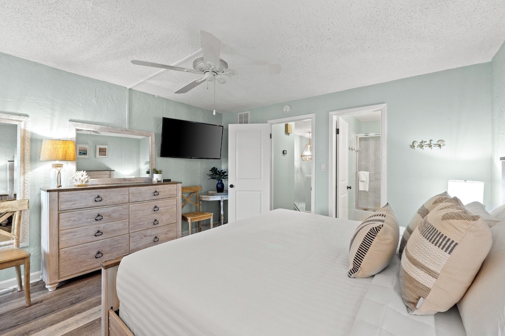 Sugar Beach by Book That Condo