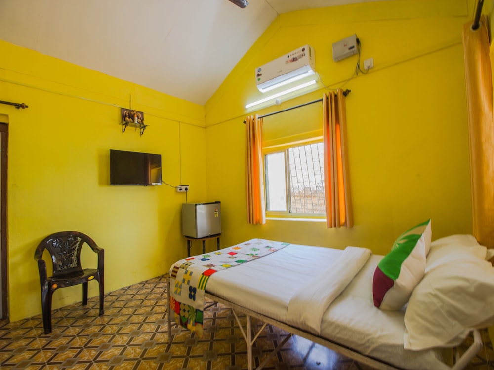 OYO 13117 Home Lake View Studio Canacona