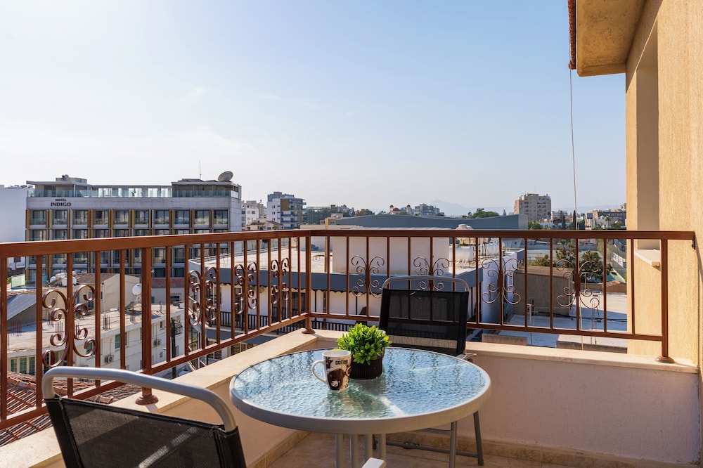 Ani's Studio With Terrace in Larnaca