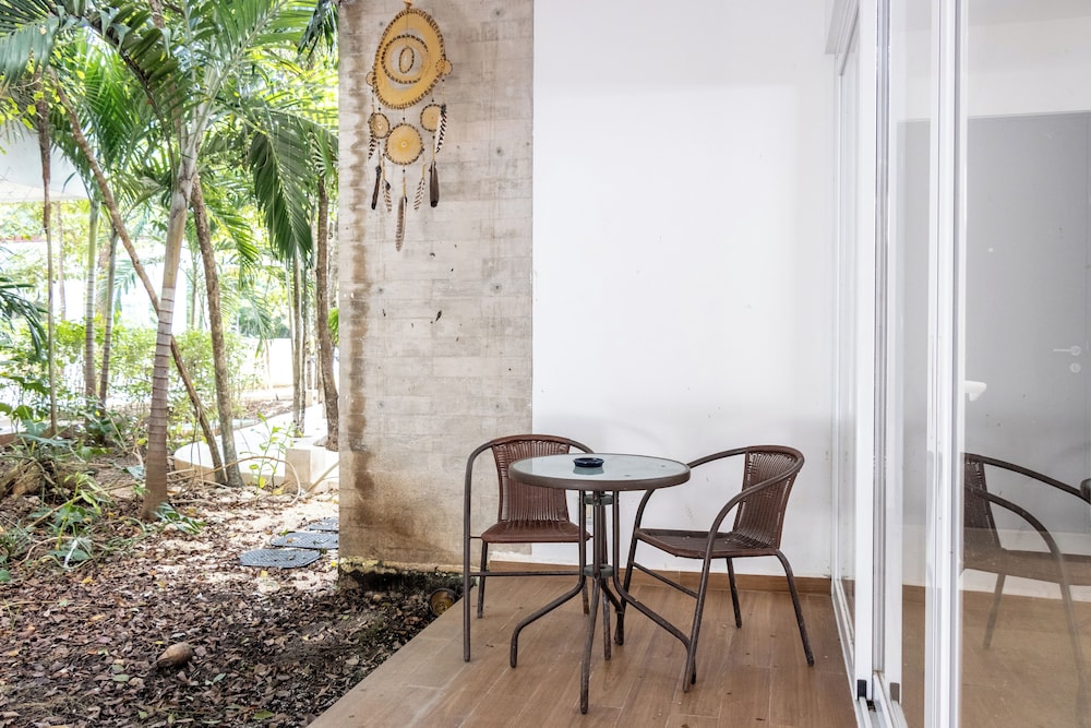 Modern Apt Tulum with 2 BDR Gym & Pool