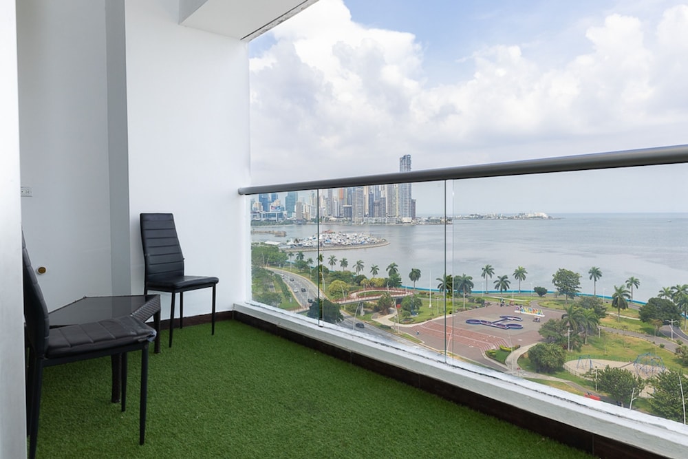 The Wataqui Condo by Acomodo 45 Days Minimum
