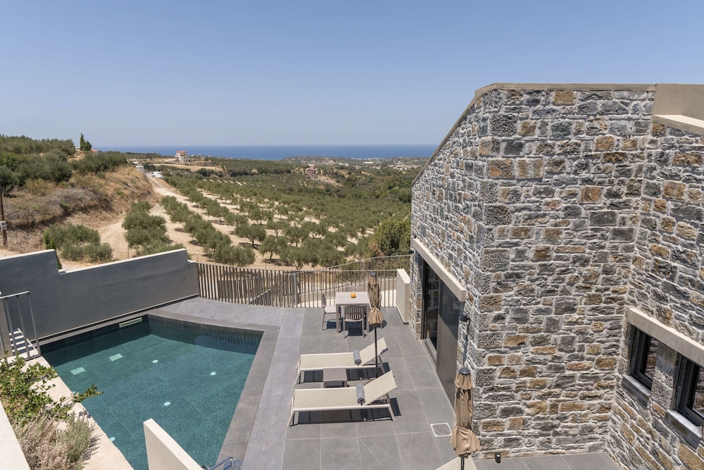 Villa Dimitrios - With Private Pool