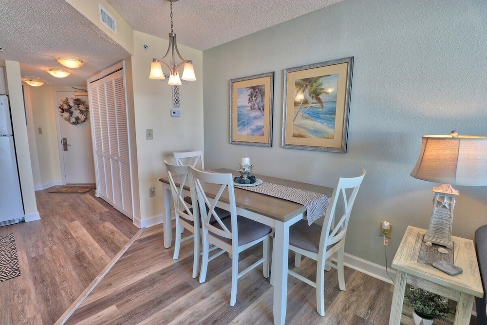 Holiday Sands South 411 2 Bedroom Condo