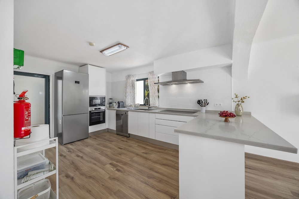 Joliet in Vilamoura With 4 Bedrooms and 3 5 Bathrooms