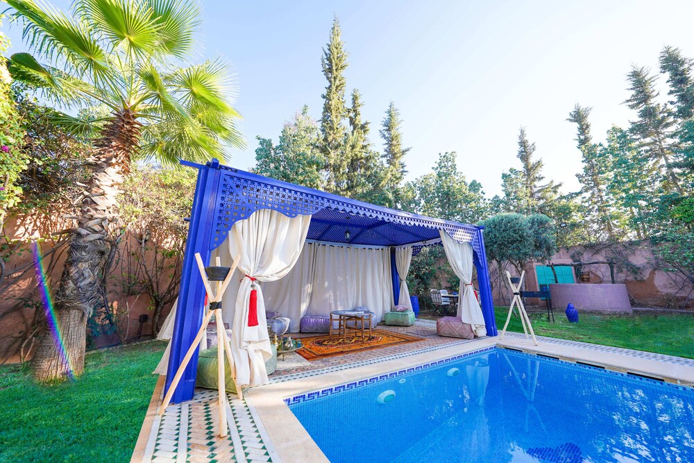 Luxurious Aghmat Villa With Private Pool and Panoramic Mountain Views