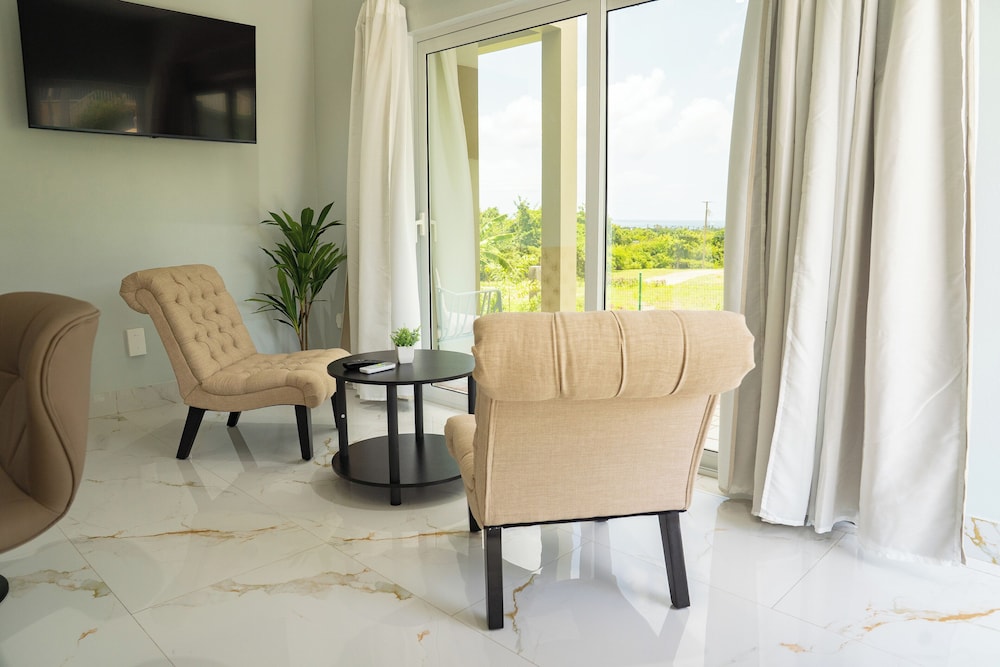 Paradise Suite