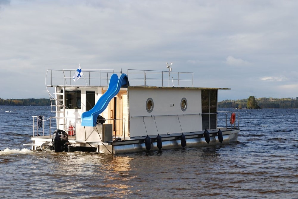 Houseboat Jyväskylä