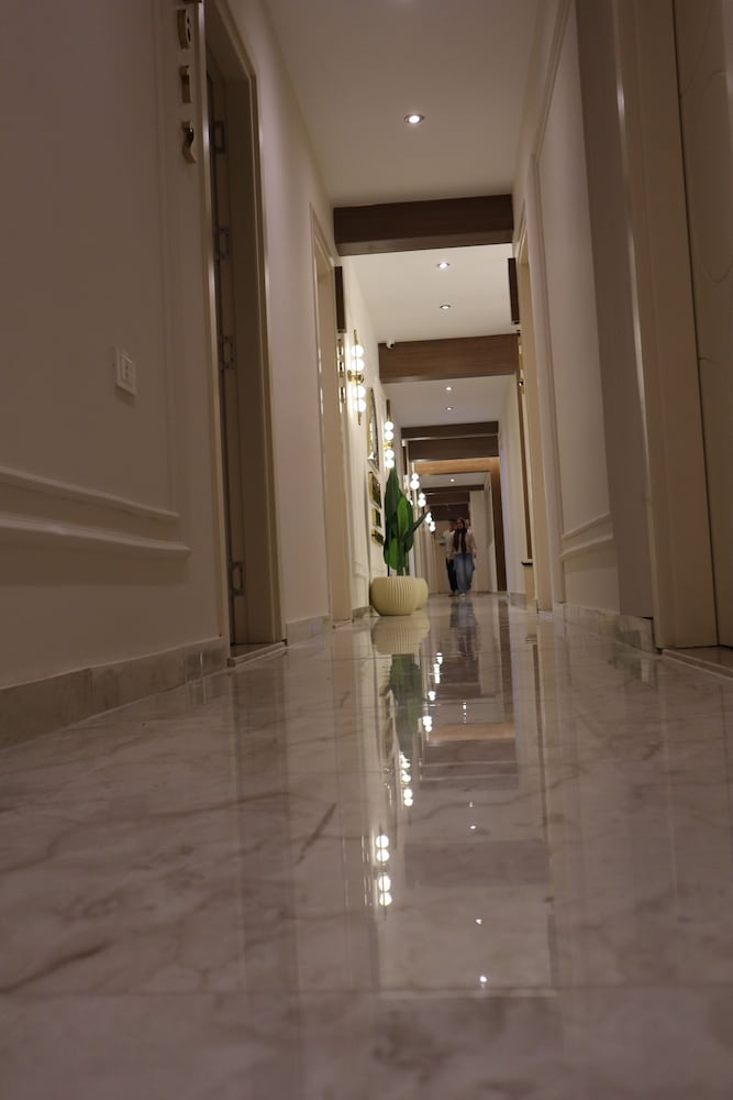 Calma Hotel