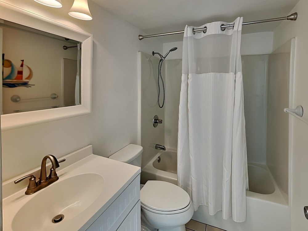 Continental Condominiums II by Resort Collection