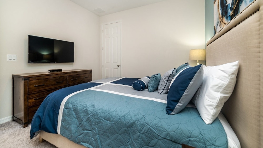 Solara Resort 4 Bedroom Private Pool Home 4 Home