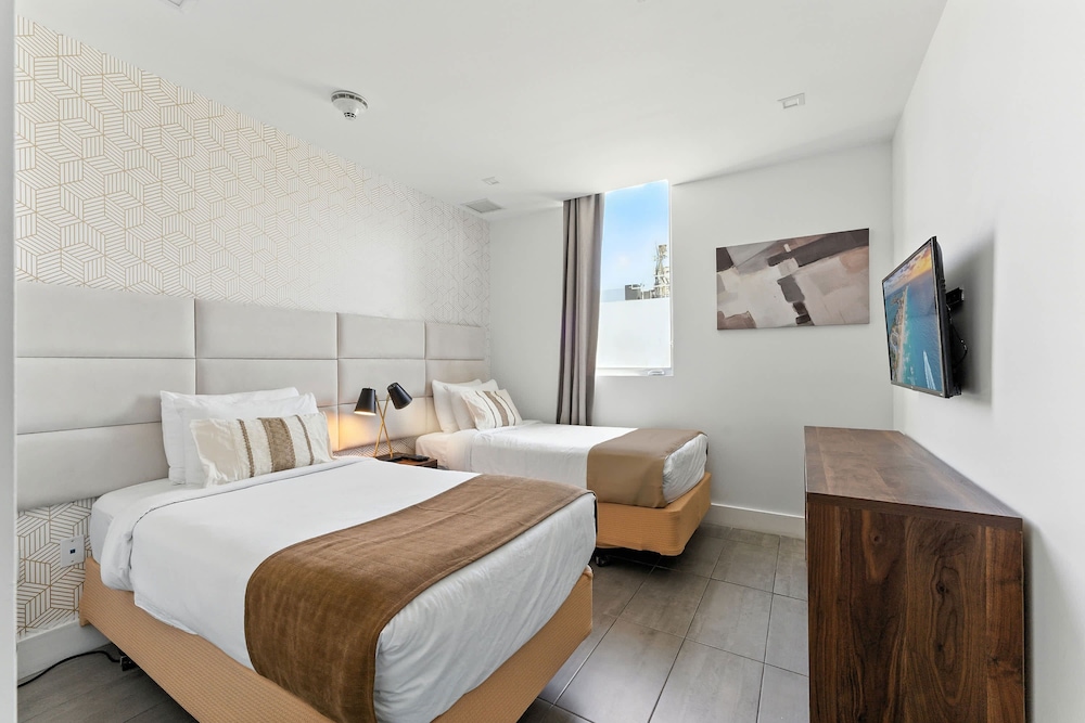 South Beach Stylish 2BR Retreat