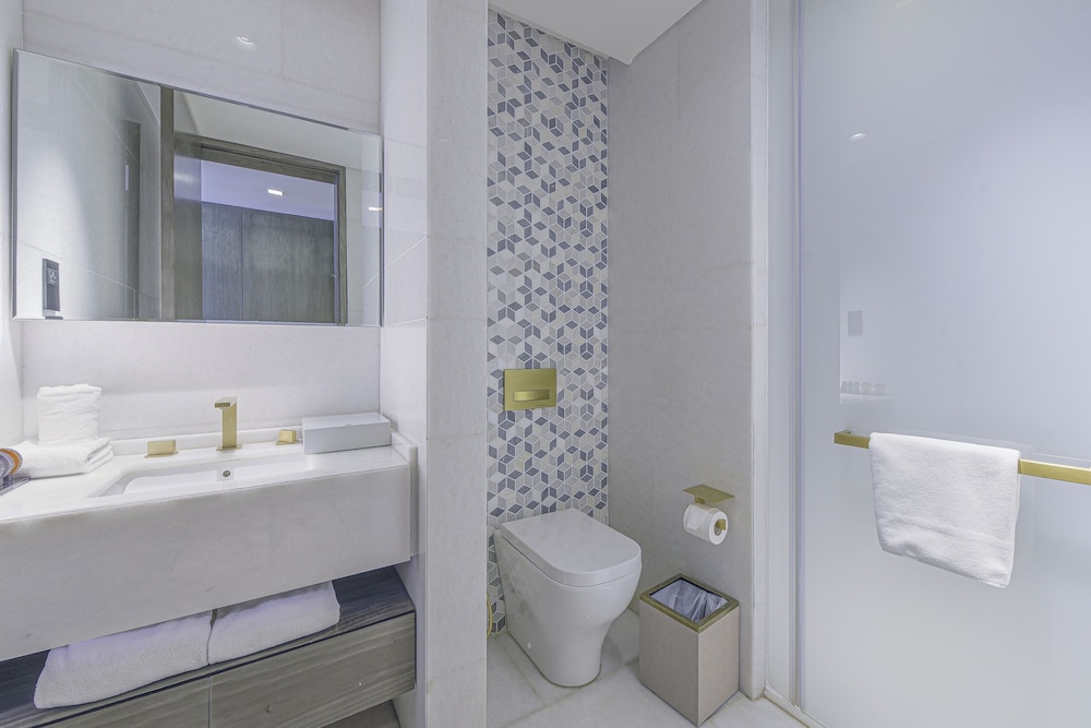EDEN'S Homes & Villas - FIVE Residences