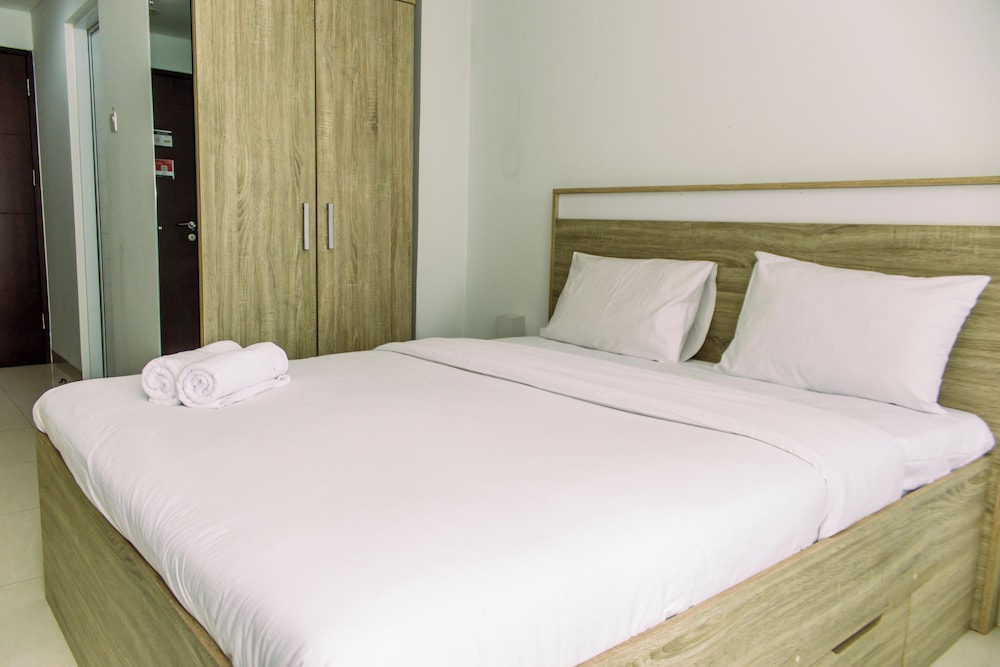 Comfort and Tidy Studio Apartment Springwood Residence Tangerang