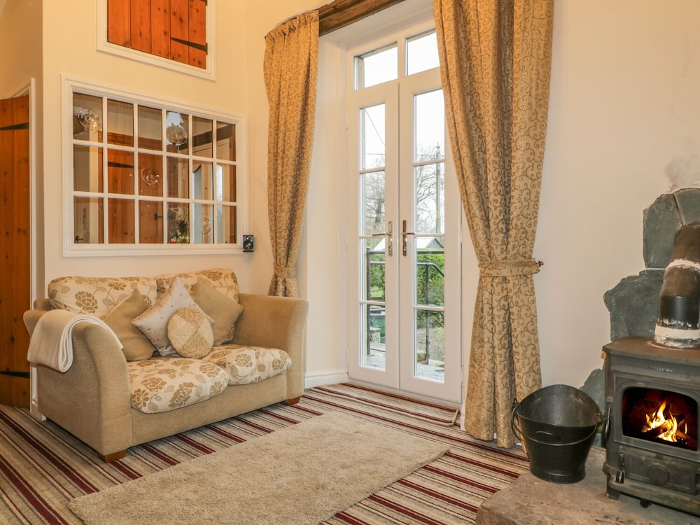 Ale Cottage