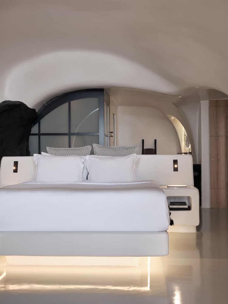 Olvos Luxury Suites photo 5