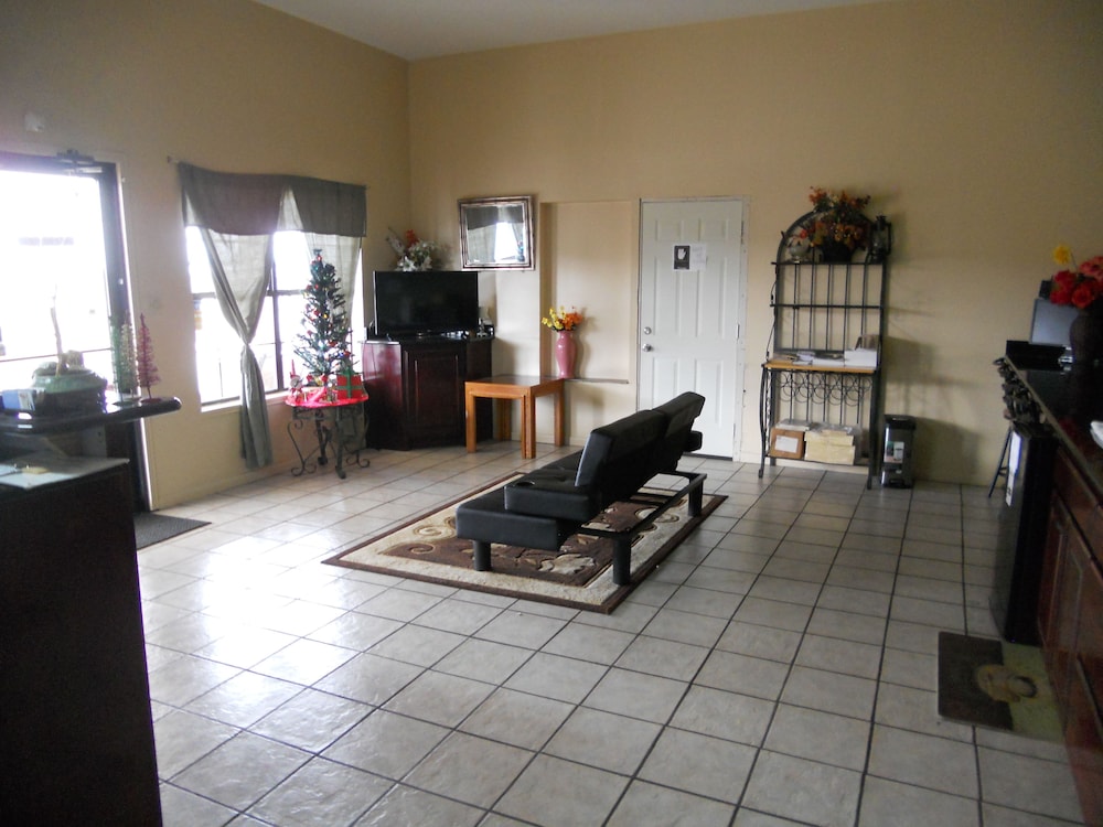 Victoria Vacations - Jackson Inn - Property Image 4