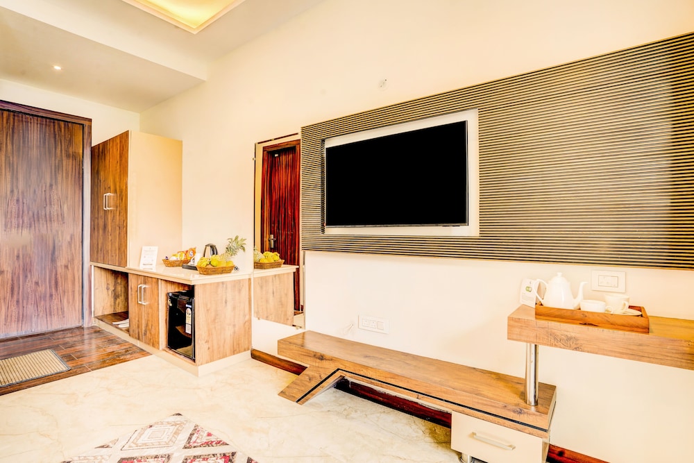 Alaya Stays Serene Woods Hotel Near Mall Road