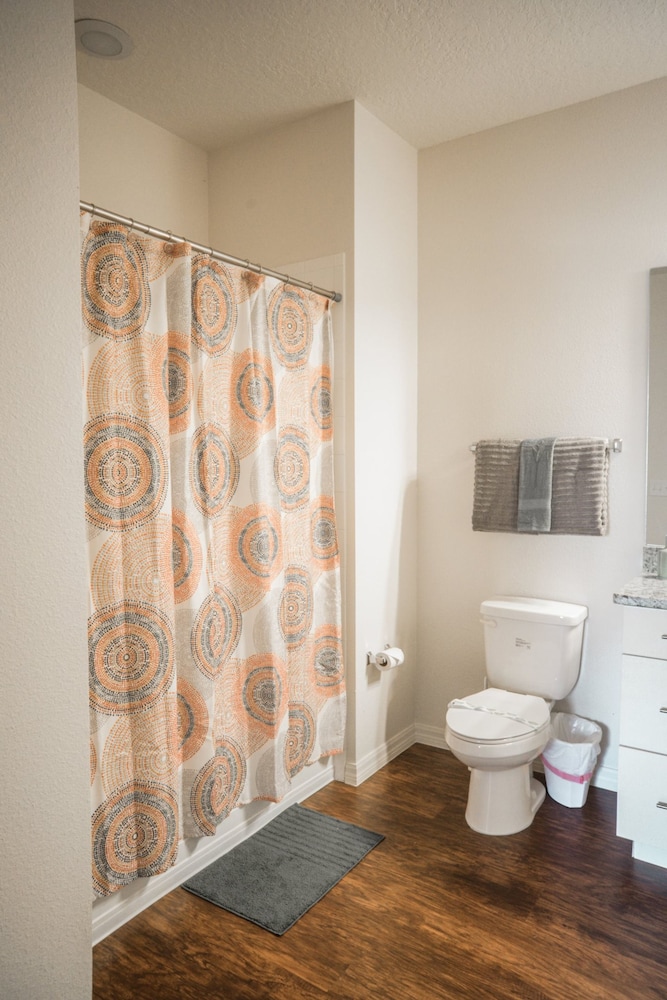 Lucaya Village 5370 - Image 5