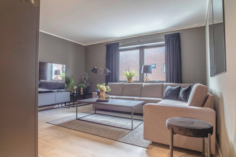Cozy Ålesund Apartment With Private Entrance & Free Parking
