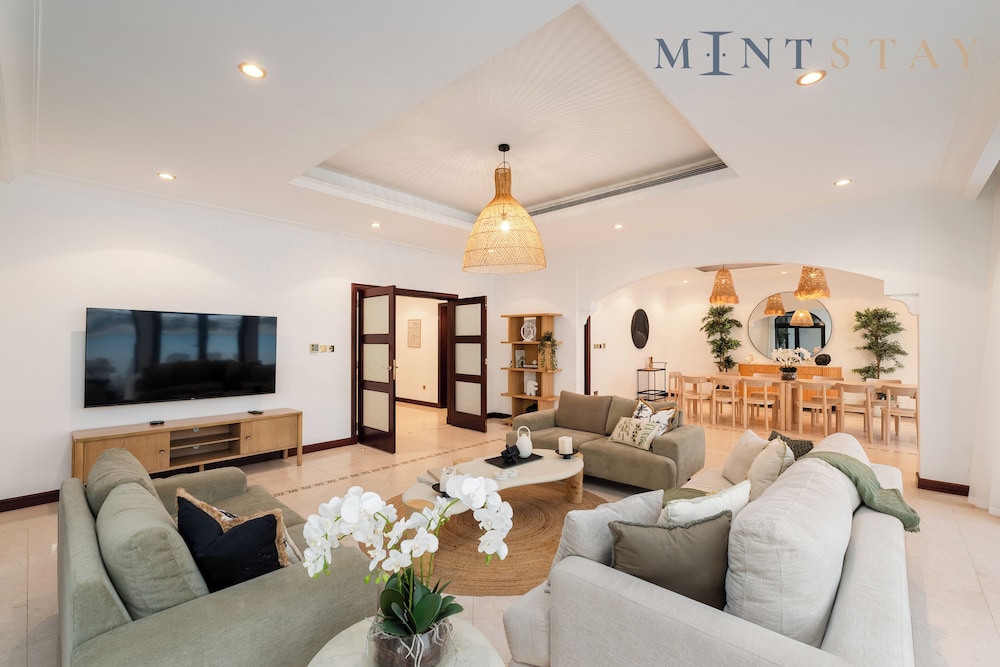 Signature Palm Villas - Mint Stay
