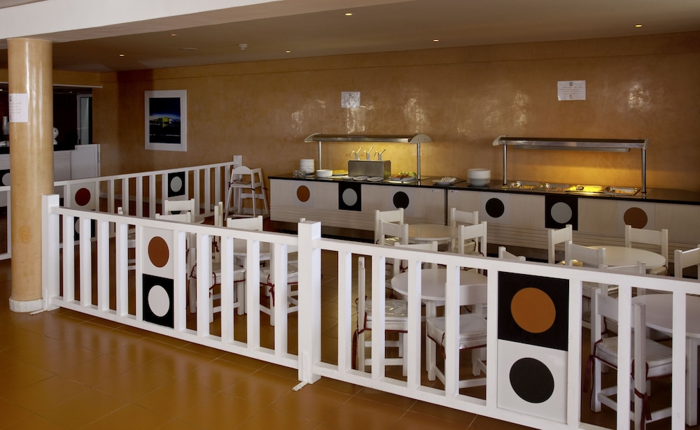 Hammamet Vacations - Hotel Samira Club - Caters to Couples - Property Image 11