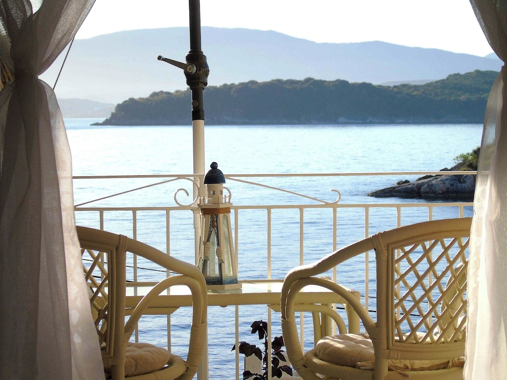 Sea Rose Apartment