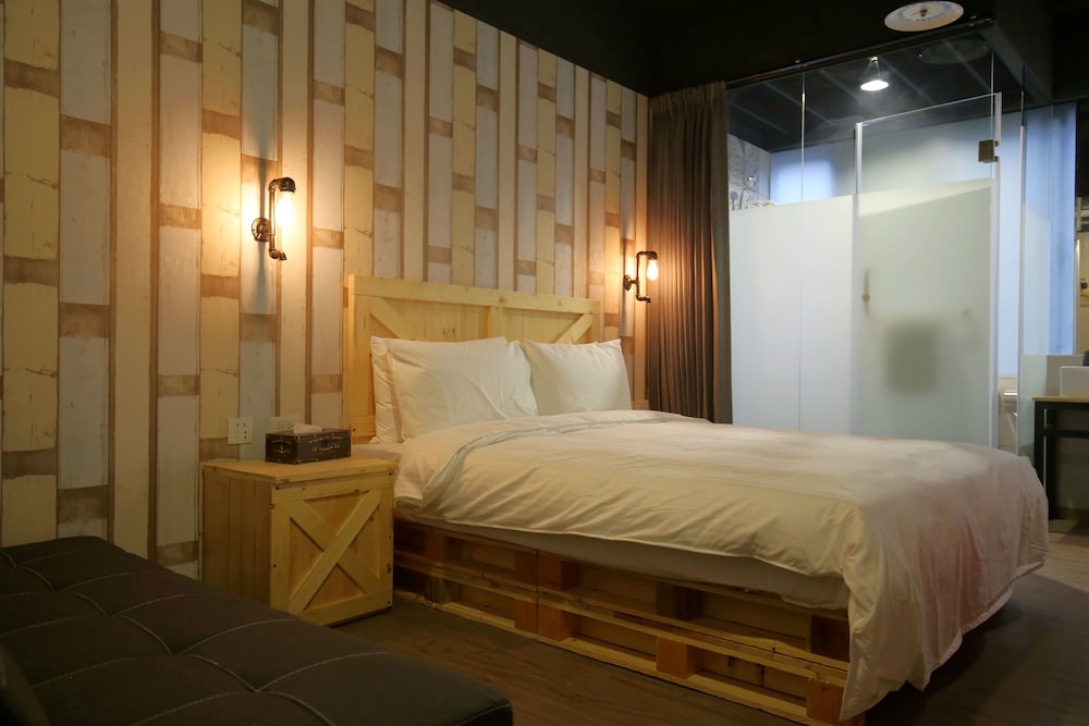 Nys Loft Hotel - Hostel