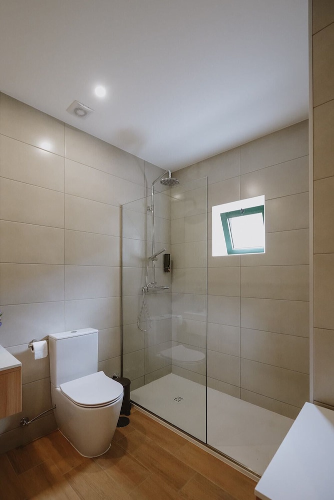 888hostel&suites