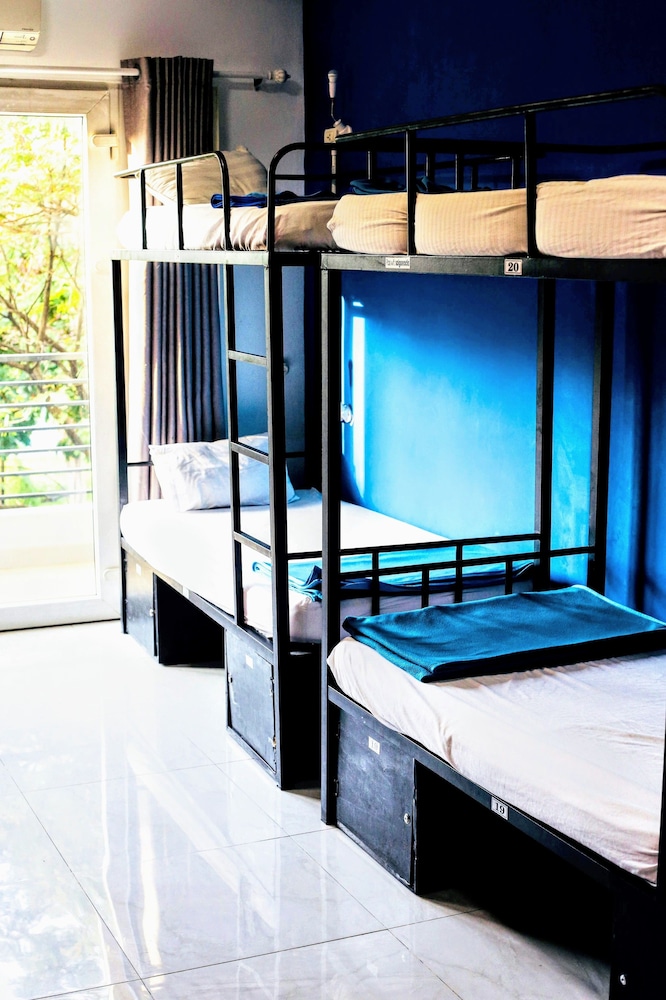 The Hideout - Hostel