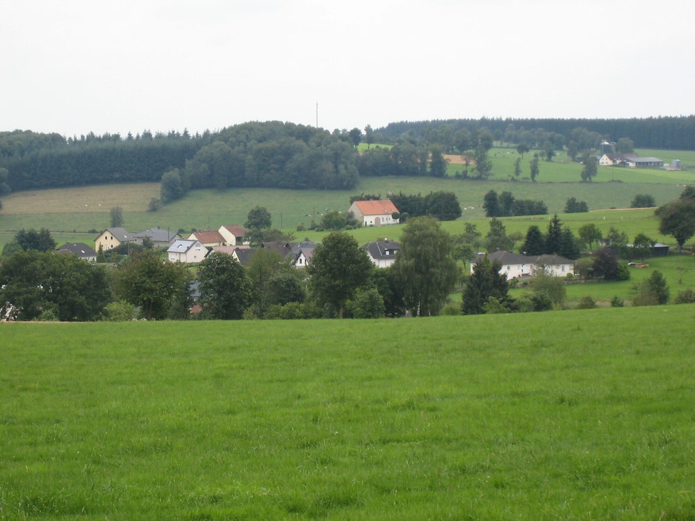 Apartment in Meisberg With In-house Catering