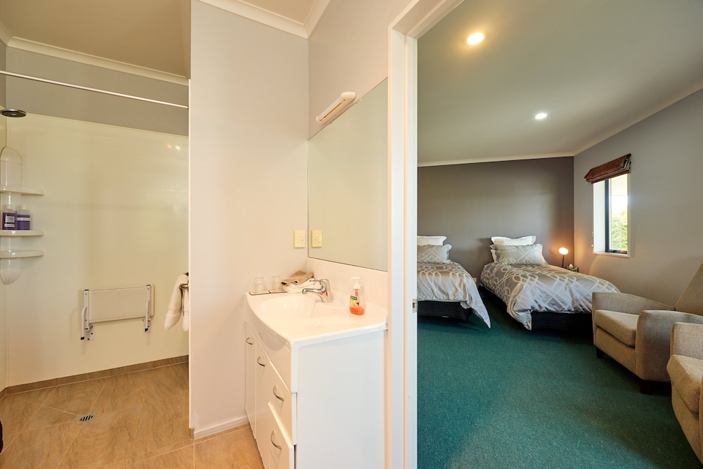 Awatea Country B&B