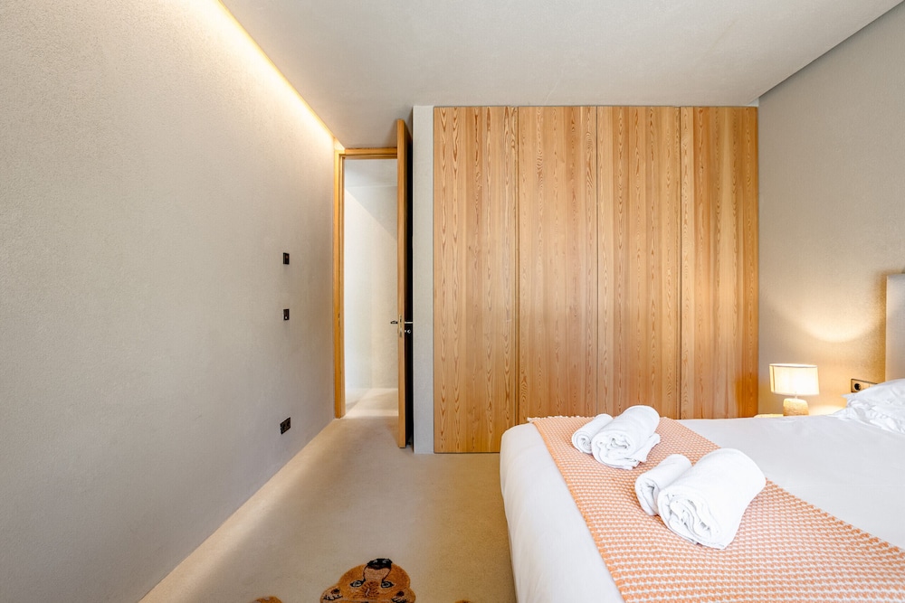 Melides Premium Villa With Pool by Homing