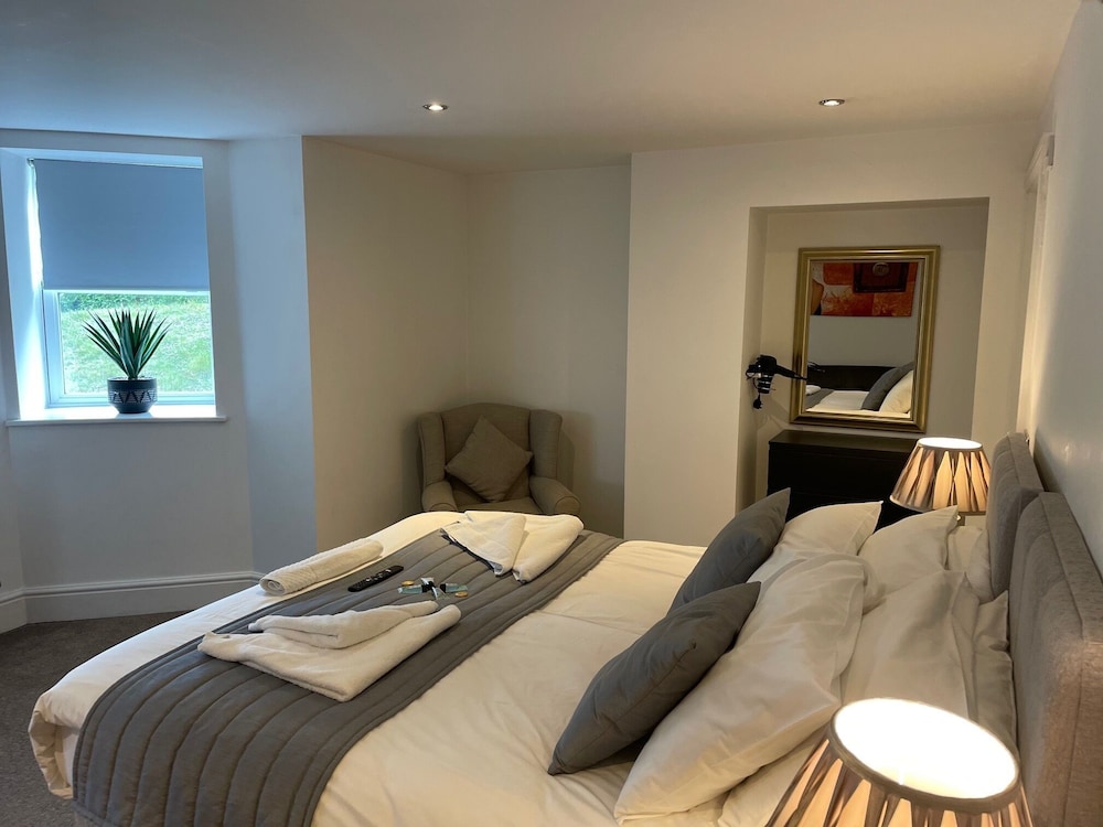 Photo 33