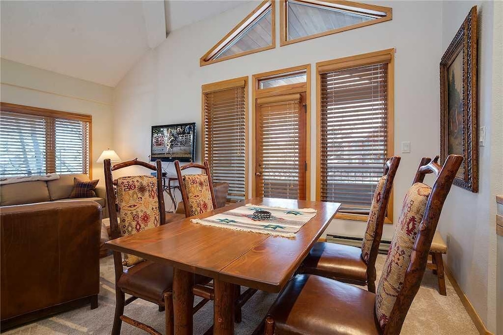 1303 Trappeur's Lodge, Trappeur's Crossing Apartment 2