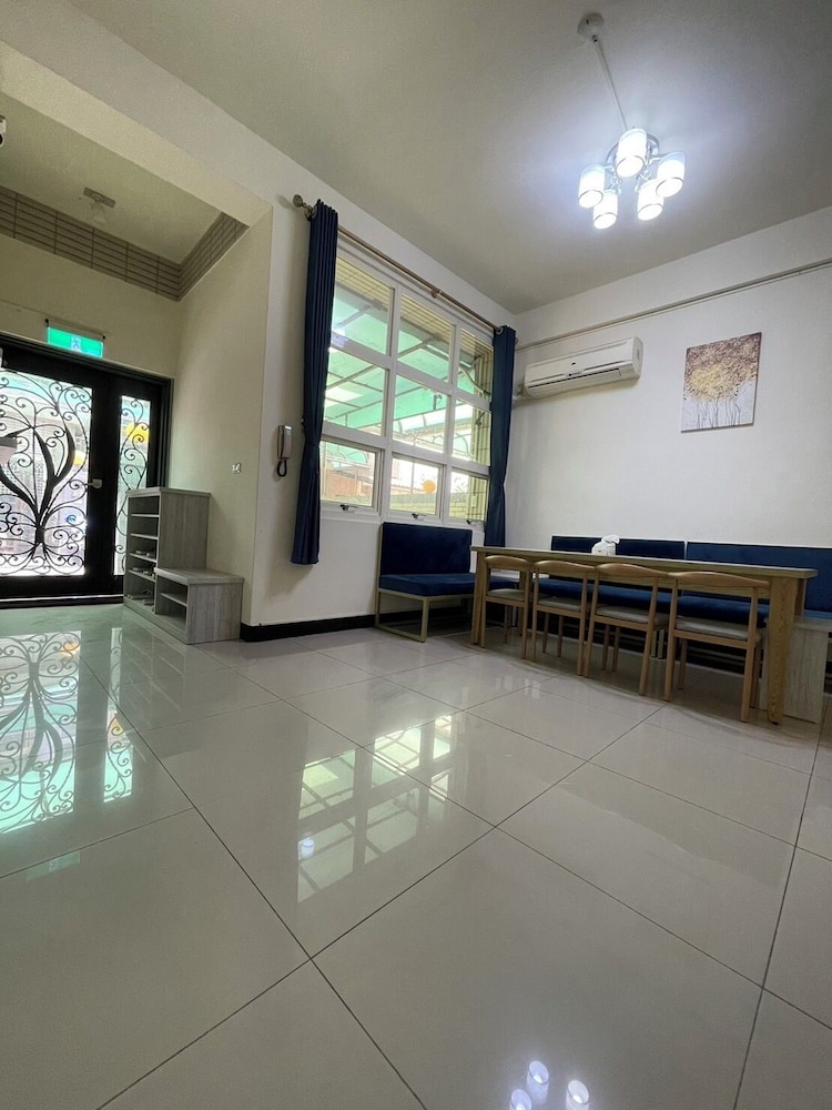 Yilan Hall 2