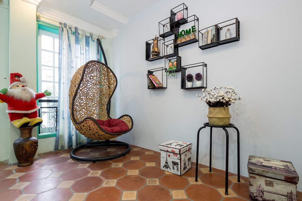 Little Pig Home - Hostel