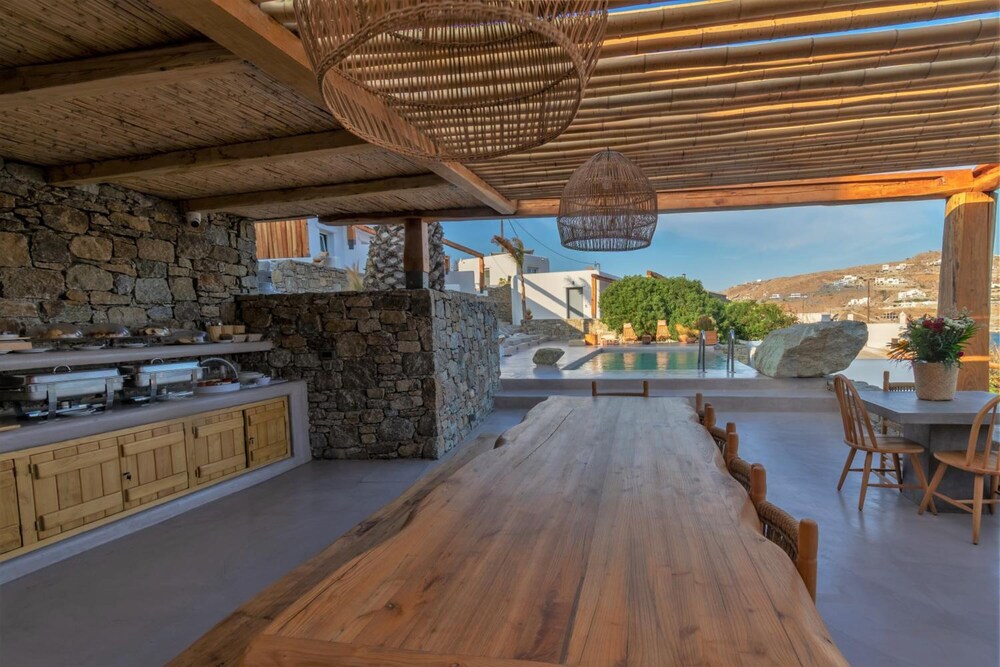 Aelia Mykonos