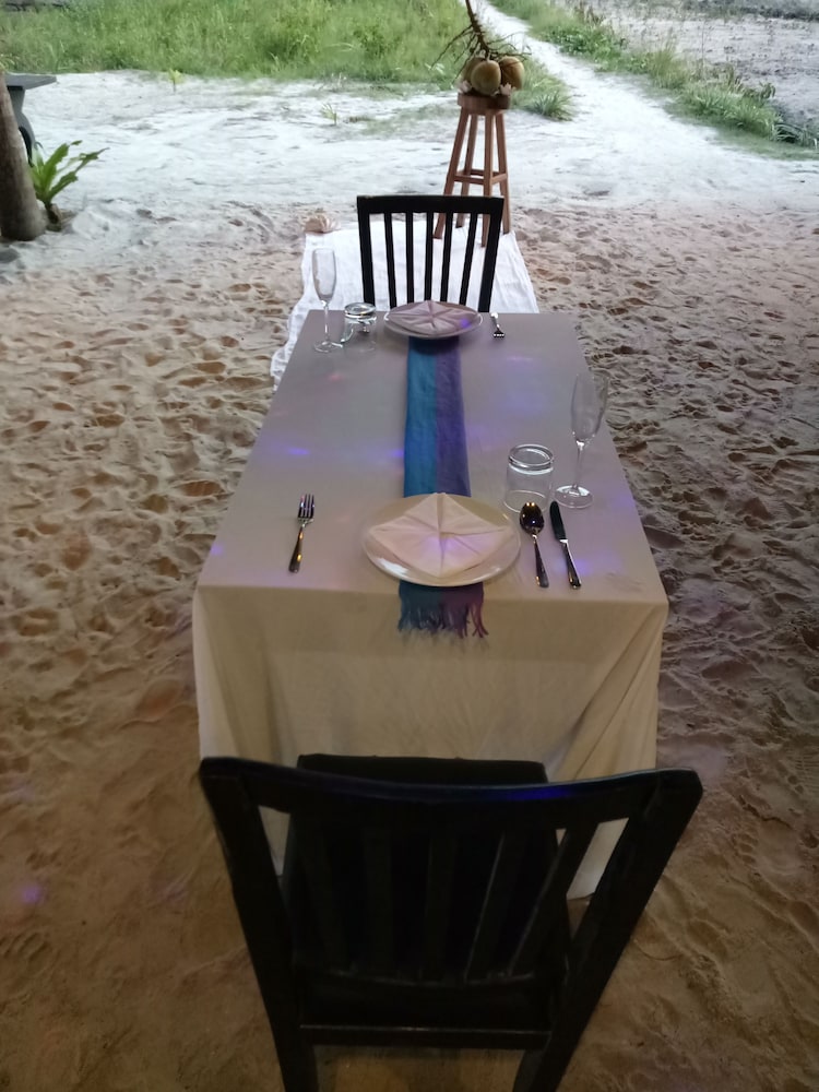 Koh Rong Love Resort - Hostel