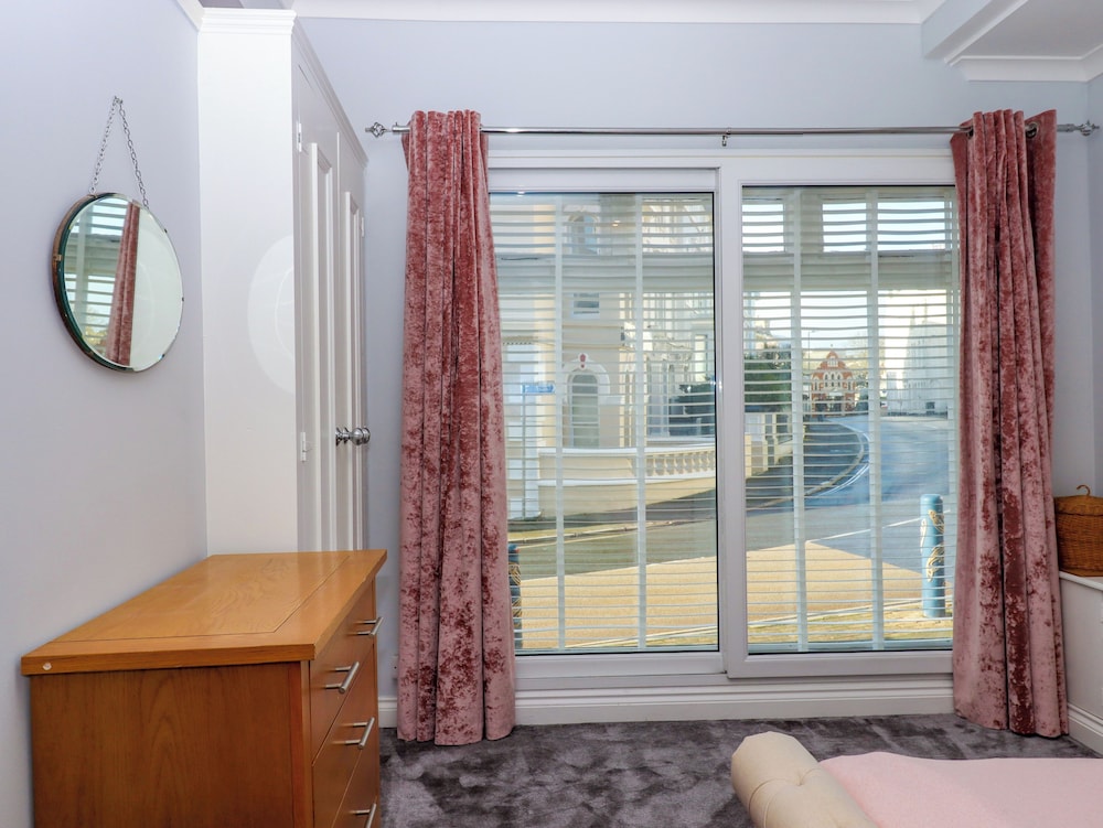 Flat 2