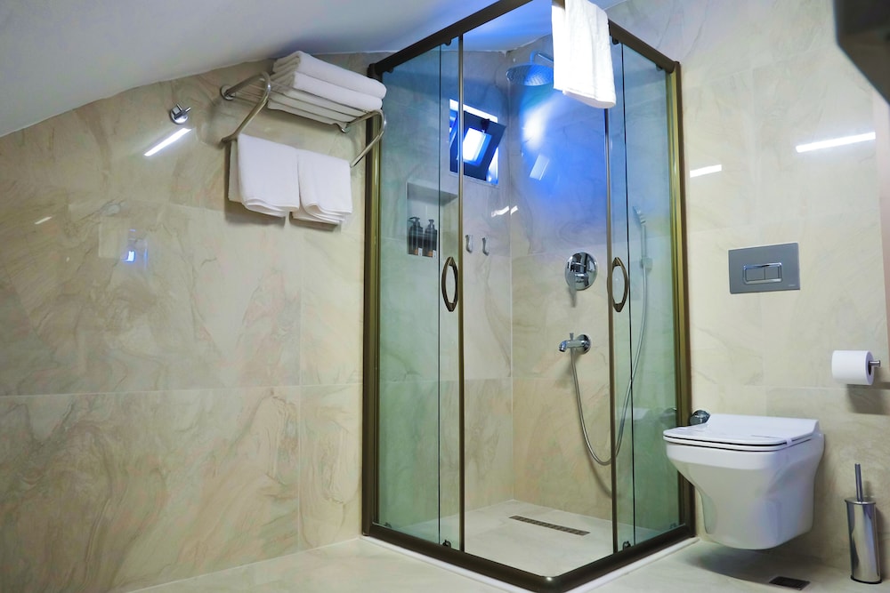 Solmare Suites