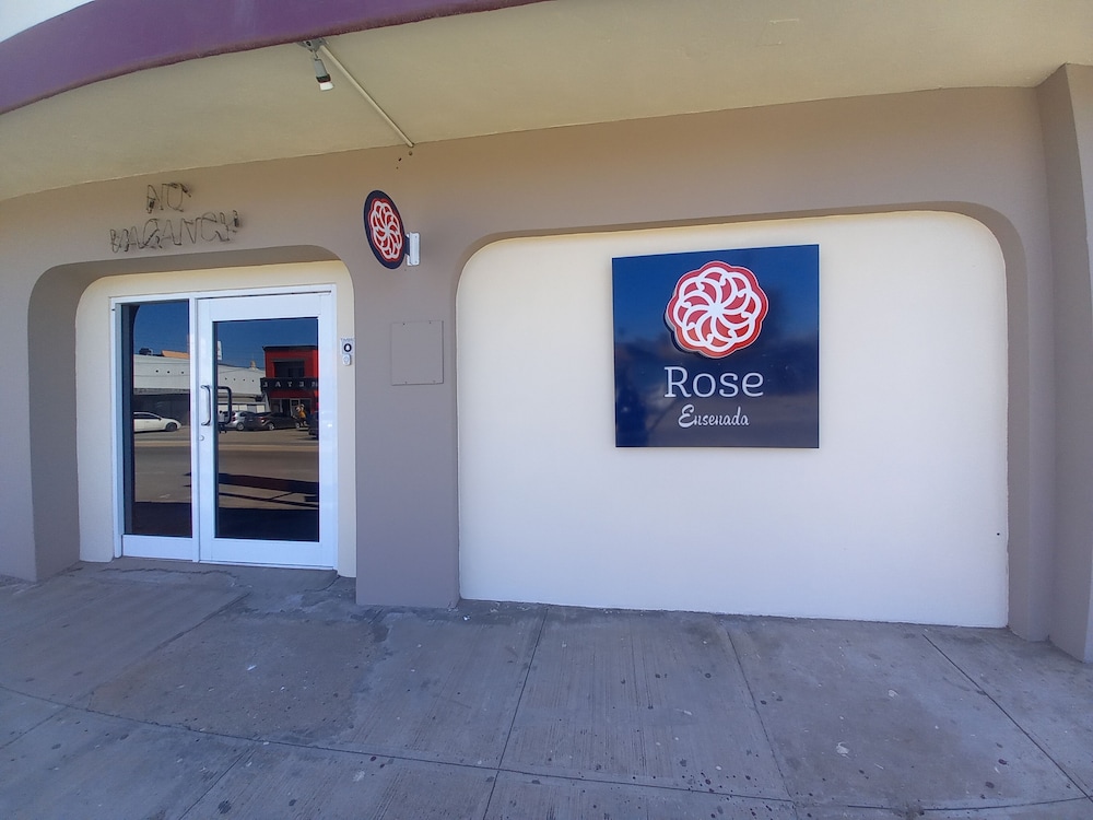 Ensenada Vacations - Hotel Rose Ensenada - Property Image 24